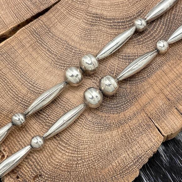 1970s Native American NAVAJO Sterling Turquoise MOP Coral Pendant Bead Necklace - Picture 4 of 6